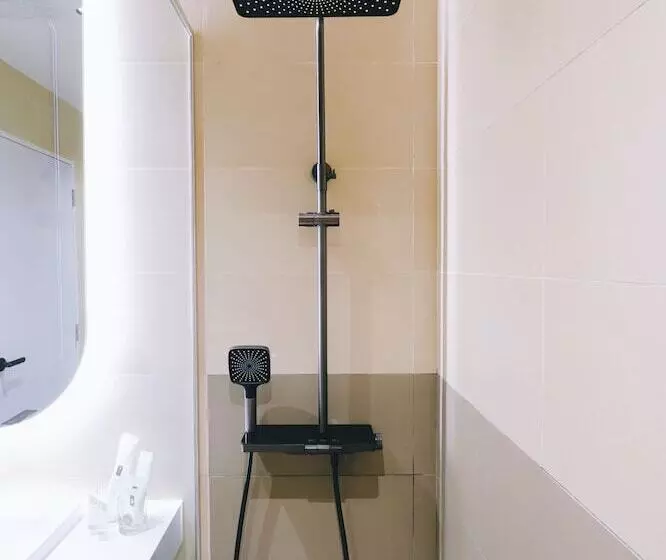 Deluxe Triple Room, Rest Bugis