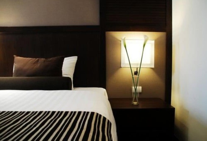 اتاق سوپریور با چشم‌انداز شهر, Signature Pattaya