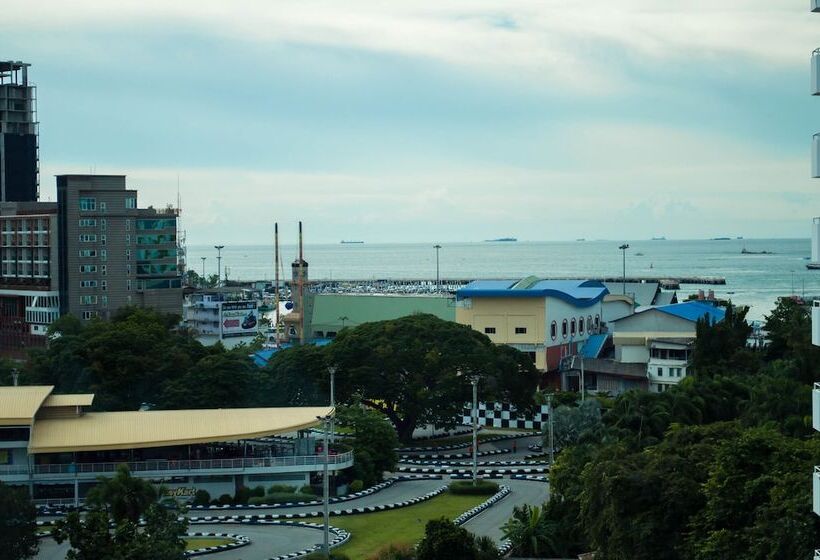 Студия Стандарт, Signature Pattaya
