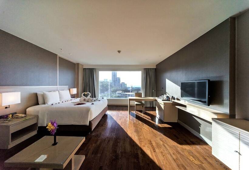 استودیوی استاندارد, Signature Pattaya