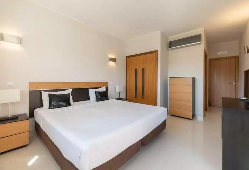 ویلای 3 خوابه با استخر, Vale Da Lapa Village Resort