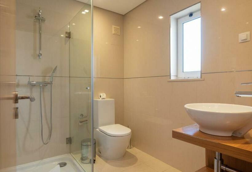 ویلای 3 خوابه با استخر, Vale Da Lapa Village Resort