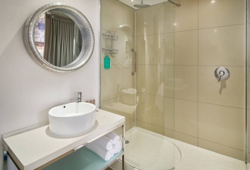 Номер Стандарт, Protea Hotel By Marriott O R Tambo Airport