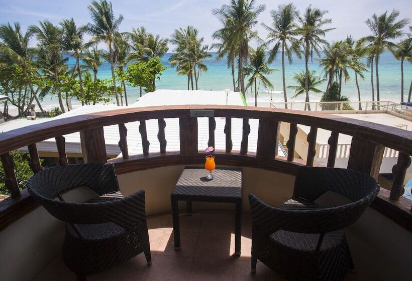 جناح, Red Coconut Beach Hotel Boracay