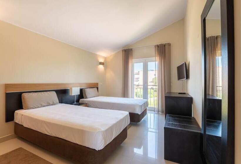 Вилла 2 Спальни, Vale Da Lapa Village Resort