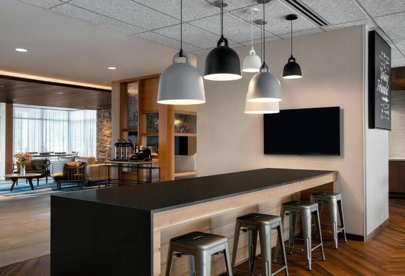 Президентский Люкс, Fairfield By Marriott Inn & Suites Lebanon Near Expo Center