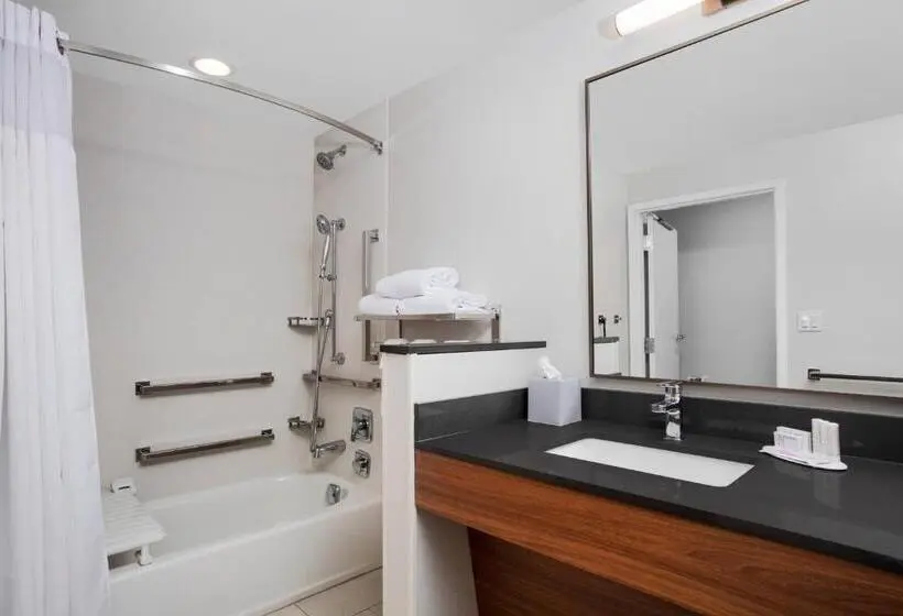 キングサイズベッドのスタンダードルーム, Fairfield By Marriott Inn & Suites Lebanon Near Expo Center