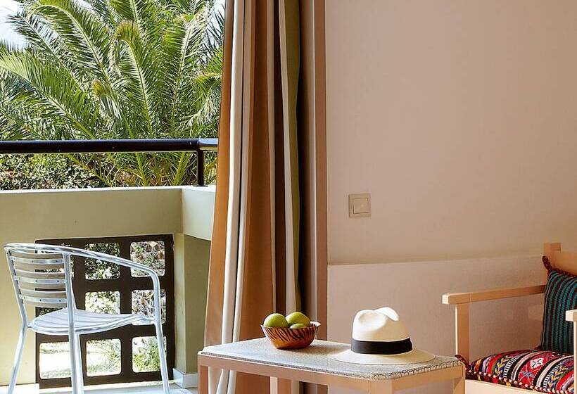 חדר משפחתי נוף לגינה, Grecotel Meli Palace, Lifestyle All In Resort