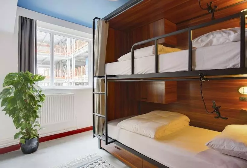 تختخواب در اتاق مشترک, Ph Hostel Liverpool