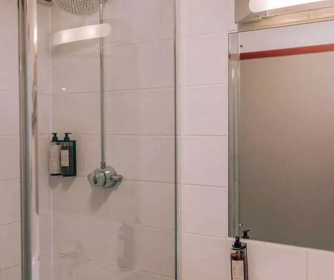 اتاق استاندارد, Ph Hostel Liverpool