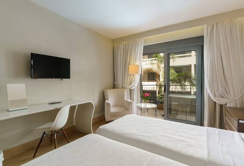 标准间, Aegean Pearl