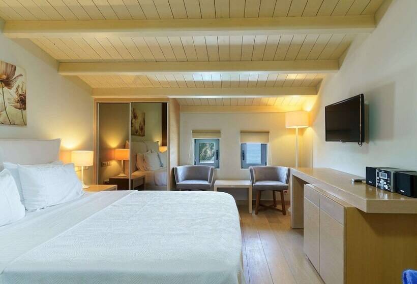 家庭间, Aegean Pearl