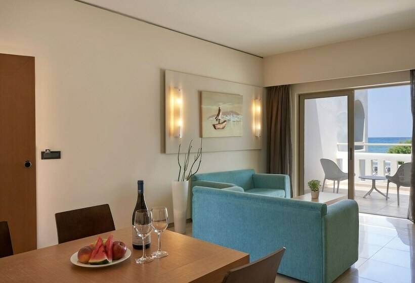 סוויטת ג'וניור נוף לים, Atlantica Amalthia Beach Hotel   Adults Only