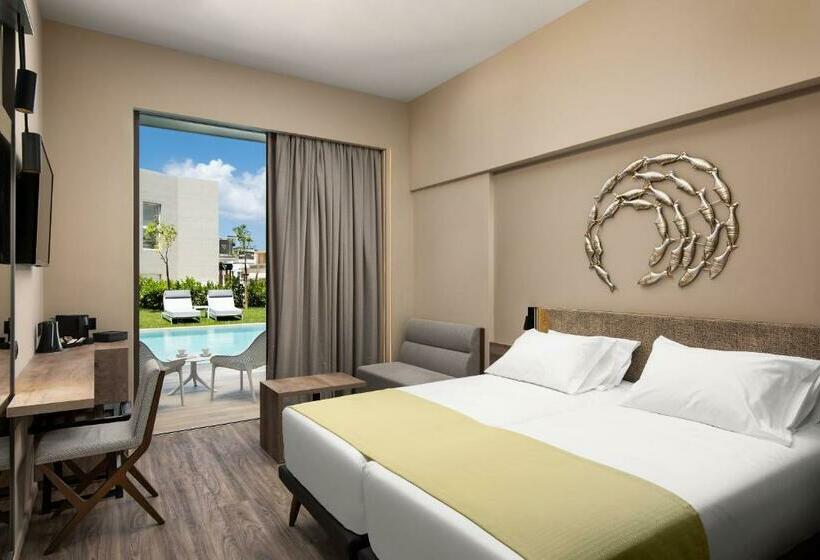 Quarto Deluxe Vista Piscina, Atlantica Amalthia Beach Hotel   Adults Only
