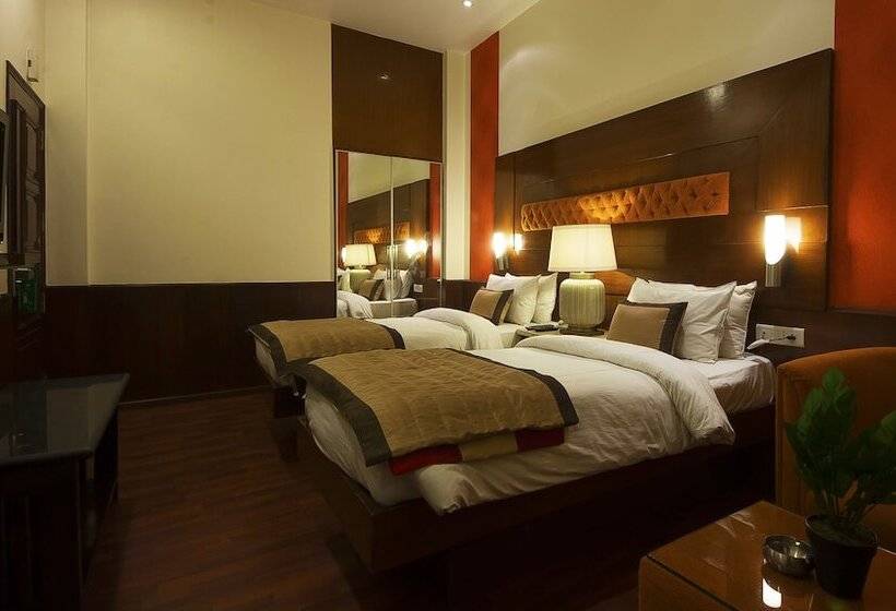 스탠다드 트리플 룸, Aura New Delhi Railway Station