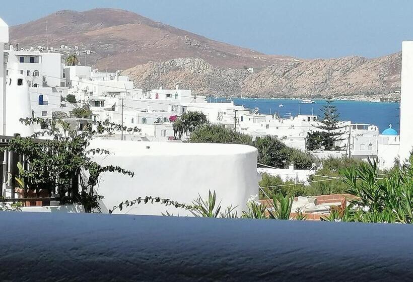 サイドオーシャンビュースタンダードルーム, Christina Hotel, Adults Only, Heated Salt Water Pool