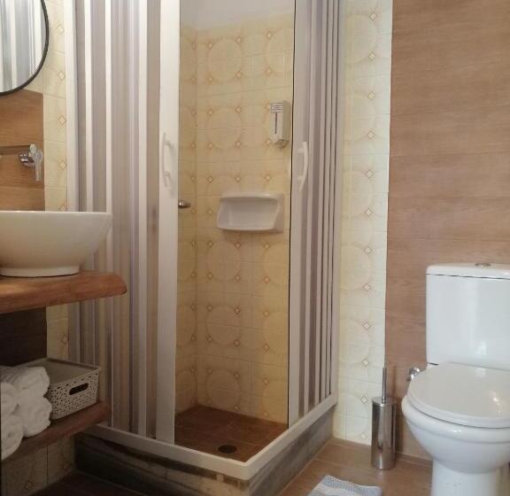 스탠다드 테라스 룸, Christina Hotel, Adults Only, Heated Salt Water Pool