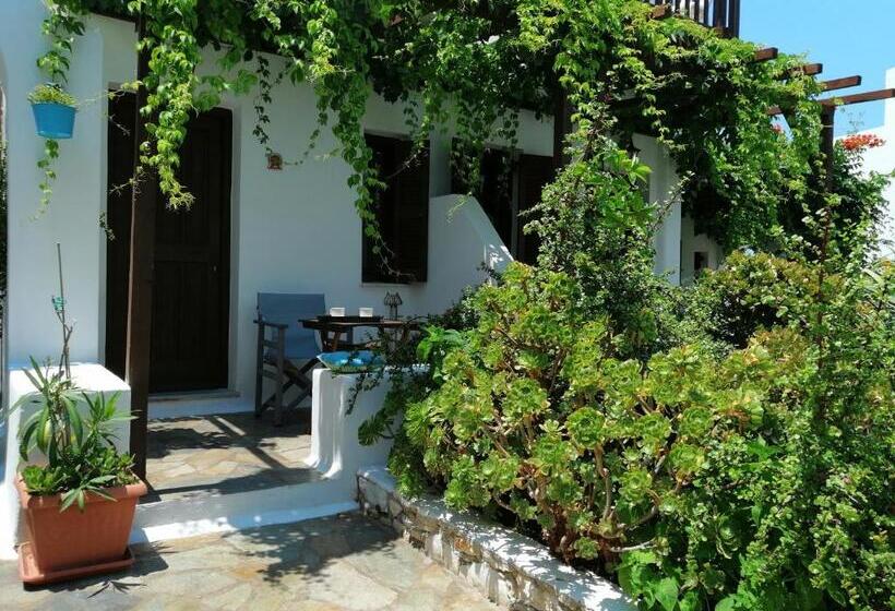 스탠다드 테라스 룸, Christina Hotel, Adults Only, Heated Salt Water Pool