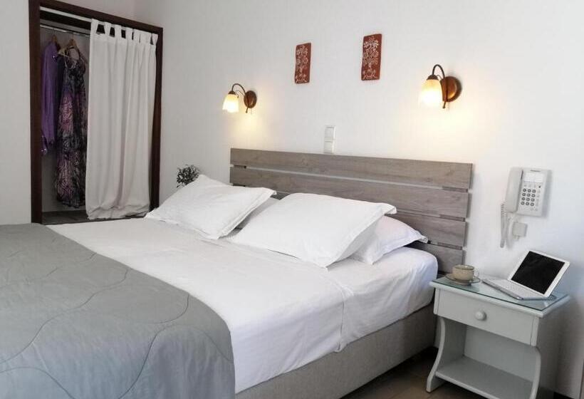 스탠다드 룸 풀장 전망, Christina Hotel, Adults Only, Heated Salt Water Pool