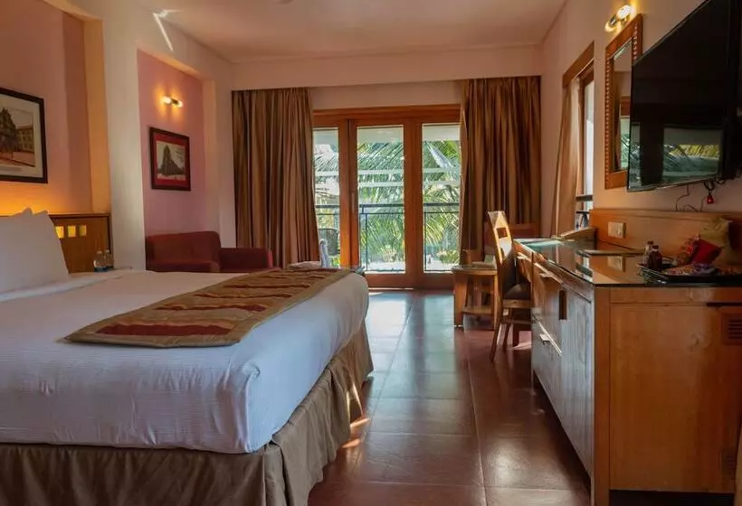 プールビュースイート, Doubletree By Hilton Hotel Goa   Arpora   Baga