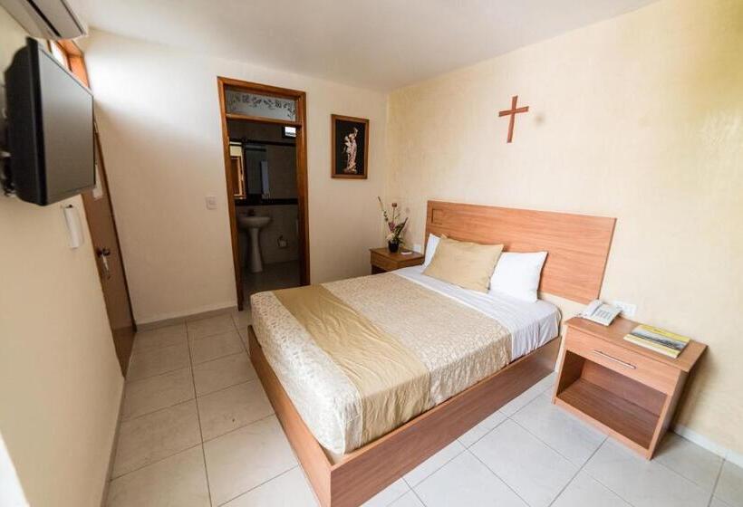 اتاق استاندارد, Elizabeth Central