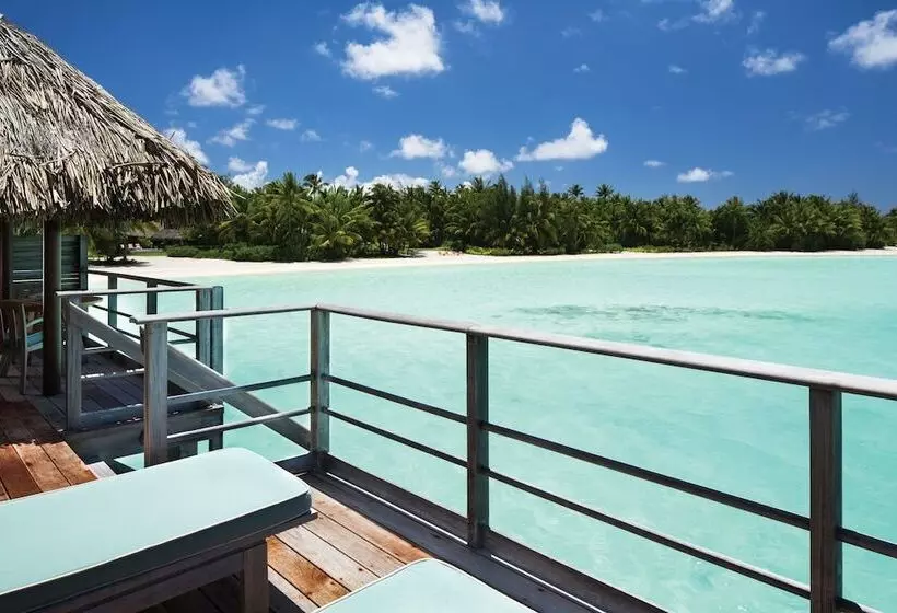 سوییت سوپریور, Four Seasons Resort Bora Bora