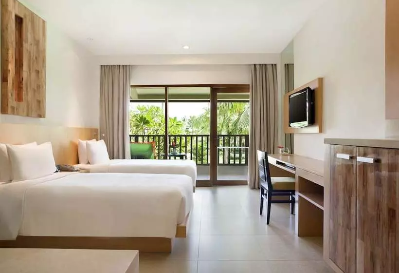 Premium Room Pool View, Holiday Inn Resort Baruna Bali, An Ihg