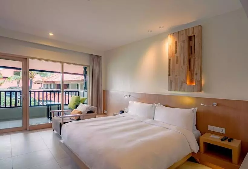 Premium Room Pool View, Holiday Inn Resort Baruna Bali, An Ihg