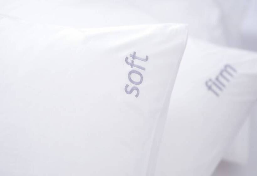 Номер Premium Вид на Бассейн, Holiday Inn Resort Baruna Bali, An Ihg