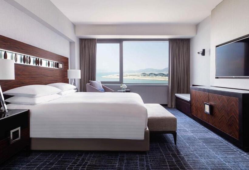 سوئیت اجرایی با تخت کینگ, Hong Kong Skycity Marriott