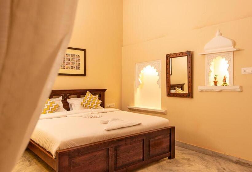 غرفة سوبيريور إطلالة على البحيرة, Hostel Mantra