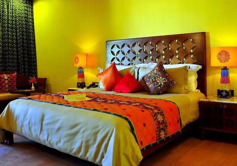 プレミアムルーム, Jüsta Rajputana Resort & Convention Centre, Udaipur