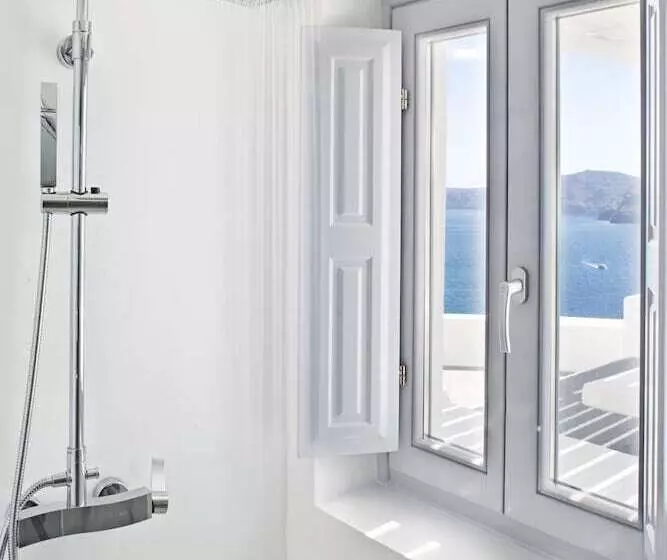 سوییت سوپریور, Katikies Santorini   The Leading Hotels Of The World