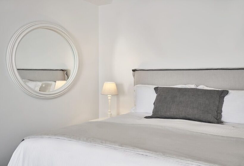 سوییت سوپریور, Katikies Santorini   The Leading Hotels Of The World