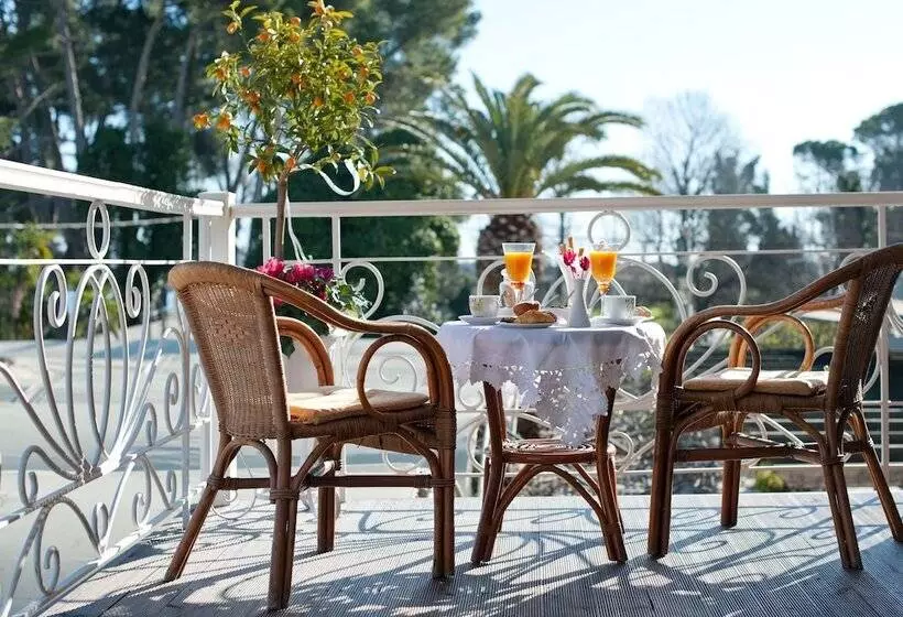 オーシャンビュージュニアスイート, Molfetta Beach