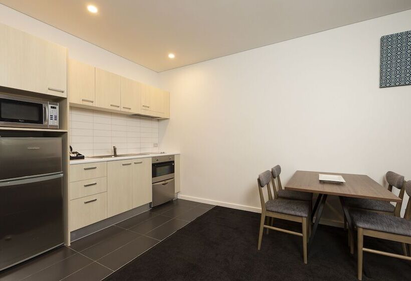 Апартаменты 2 Спальни, Nesuto Stadium