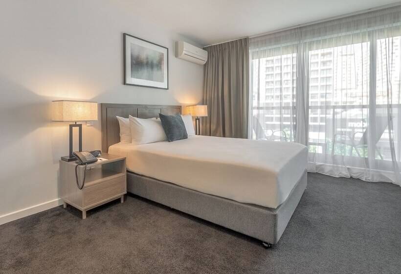 Номер Deluxe с Балконом, Nesuto Stadium