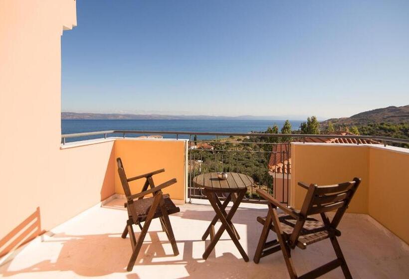 اتاق استاندارد با چشمانداز دریا, Sunrise Resort