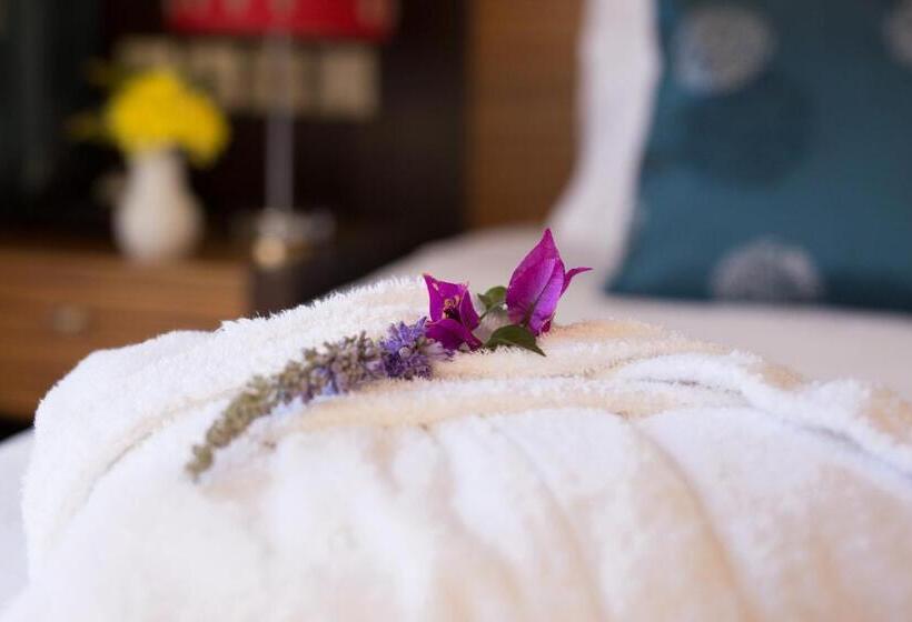 اتاق سوپریور با چشمانداز دریا, Sunrise Resort