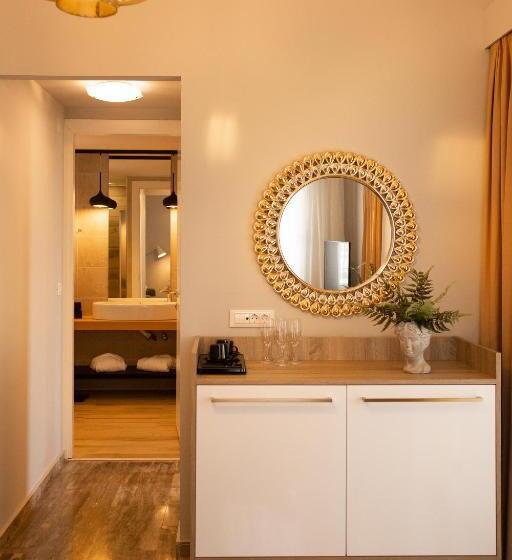 سوئیت جونیور با تراس, Sunrise Resort