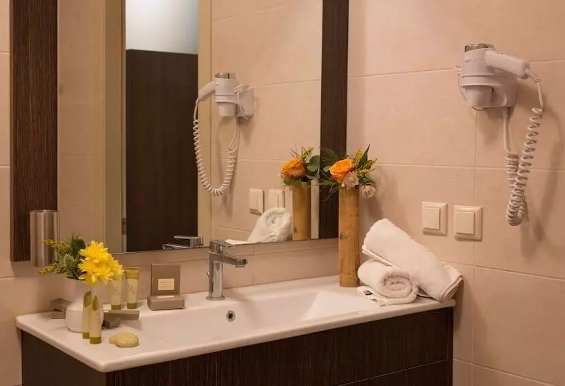 اتاق سوپریور با چشم‌انداز دریا, Sunrise Resort