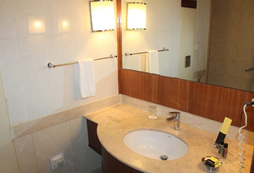 חדר סטנדרט, The Accord Metropolitan