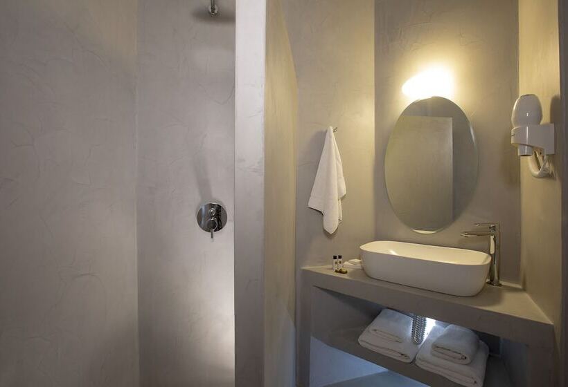 סוויטת ג'וניור נוף לים, Red Tower Hotel Lefkada