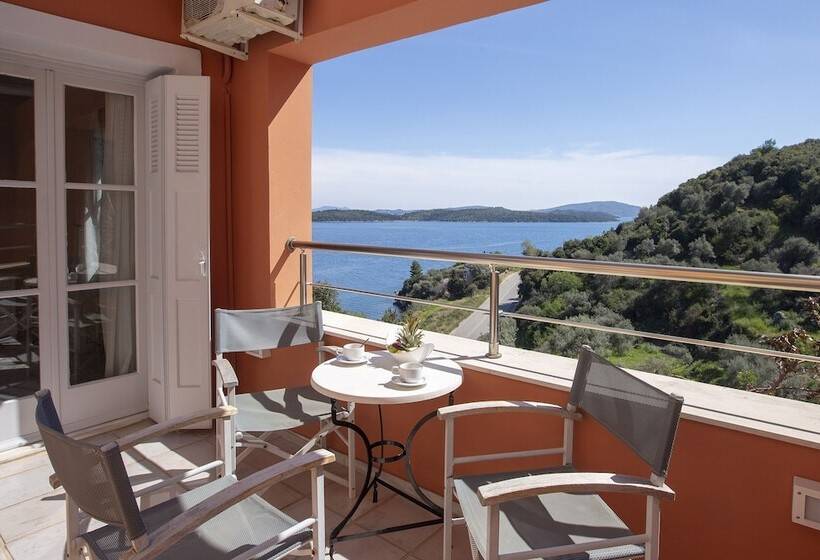 סוויטה משפחתית, Red Tower Hotel Lefkada