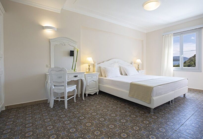 סוויטה משפחתית, Red Tower Hotel Lefkada