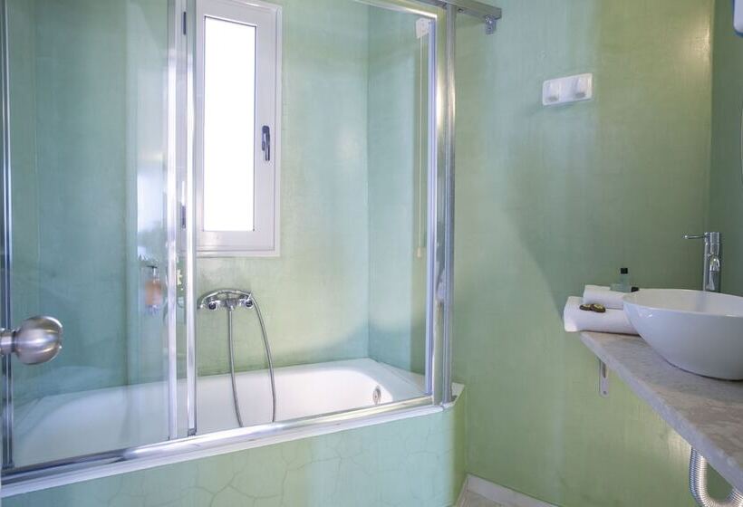 Люкс Вид на Море, Red Tower Hotel Lefkada