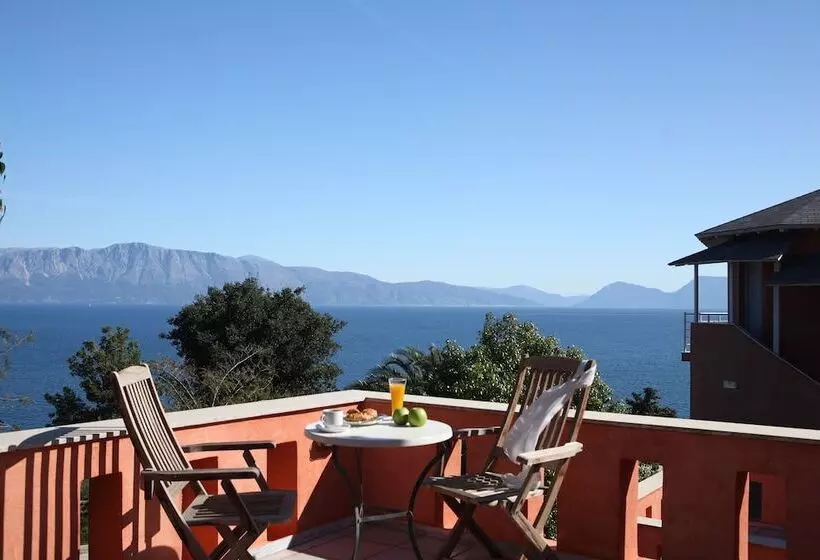 オーシャンビュースイート, Red Tower Hotel Lefkada