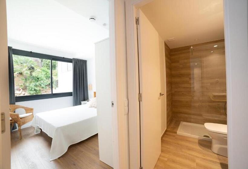带1个卧室带花园景观的公寓, Apartaments Voralmar