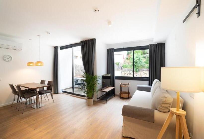 Апартаменты 1 Спальня Вид на Сад, Apartaments Voralmar