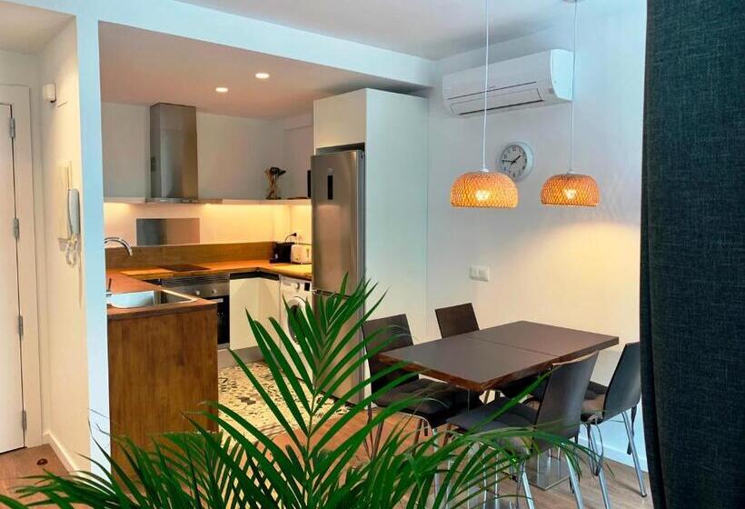 带1个卧室带花园景观的公寓, Apartaments Voralmar